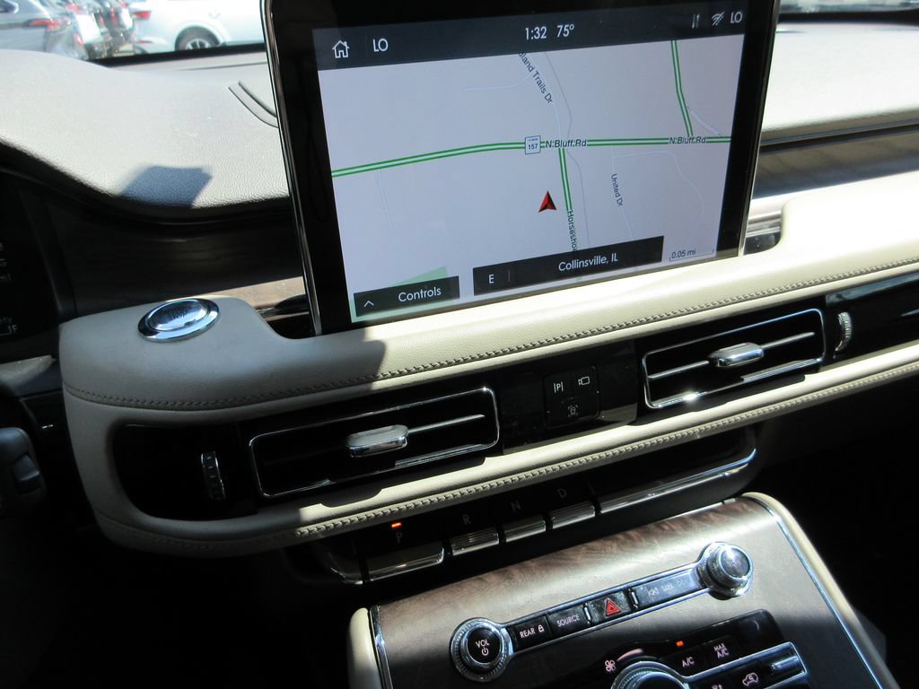 Used 2020 Lincoln Aviator Reserve w/ Elements Package Plus RWD image 30