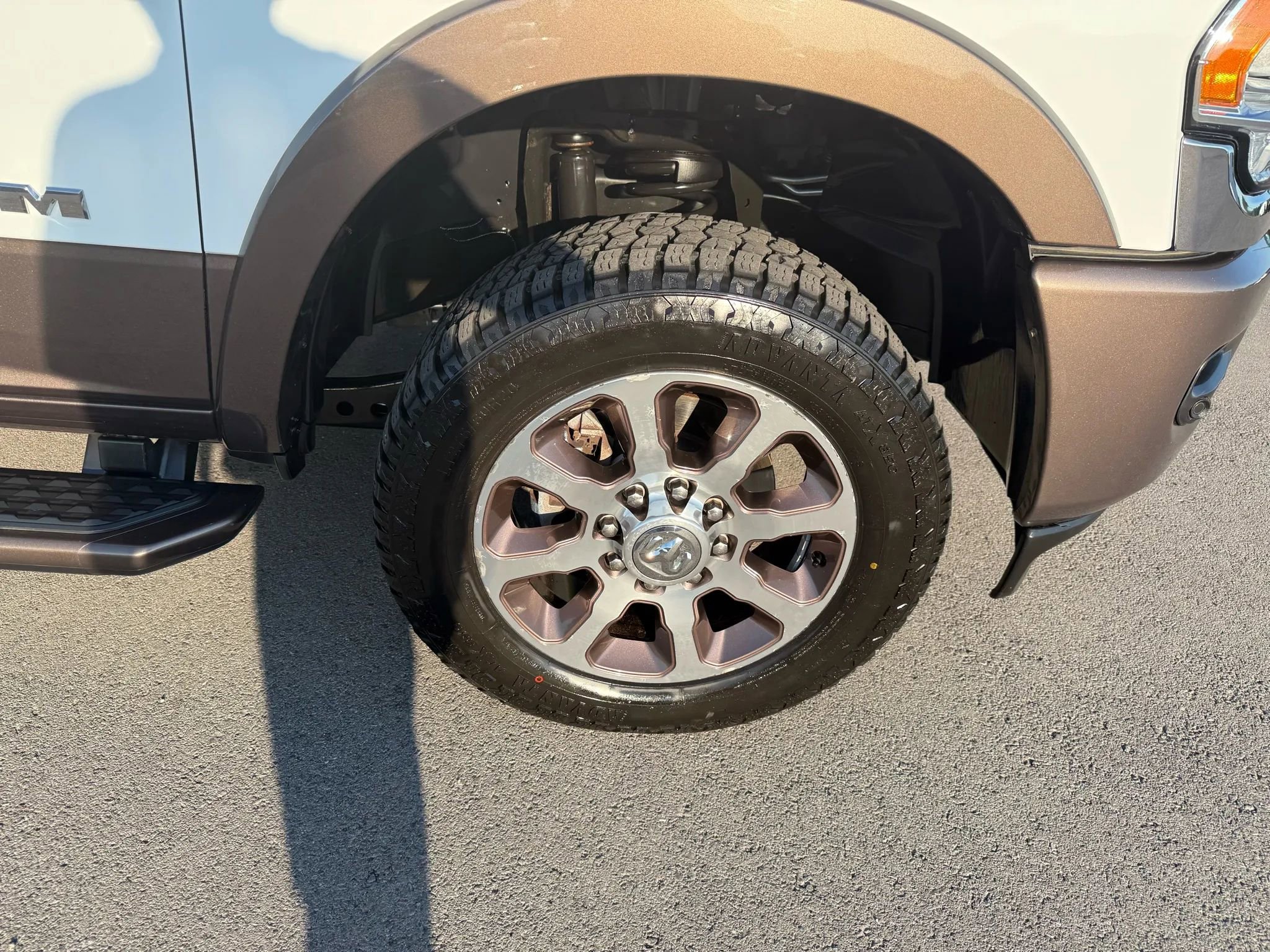 Used 2022 RAM 2500 Limited w/ Safety Group image 19