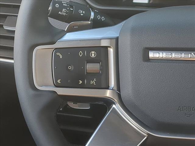 Used 2024 Land Rover Discovery Dynamic SE AWD/4WD image 13