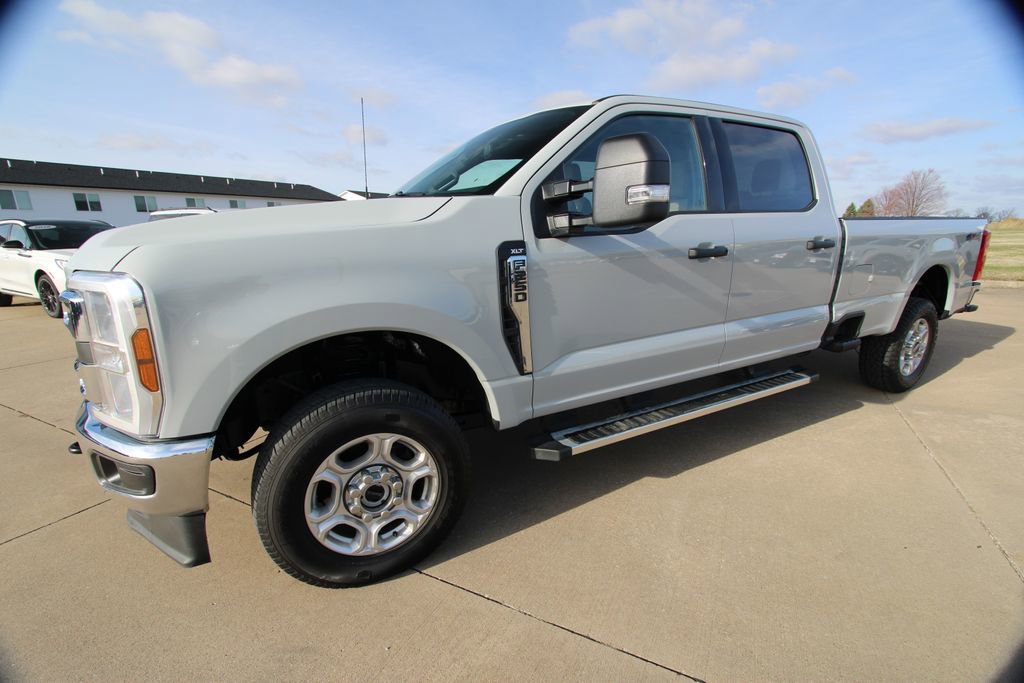 Used 2025 Ford F250 XLT image 15