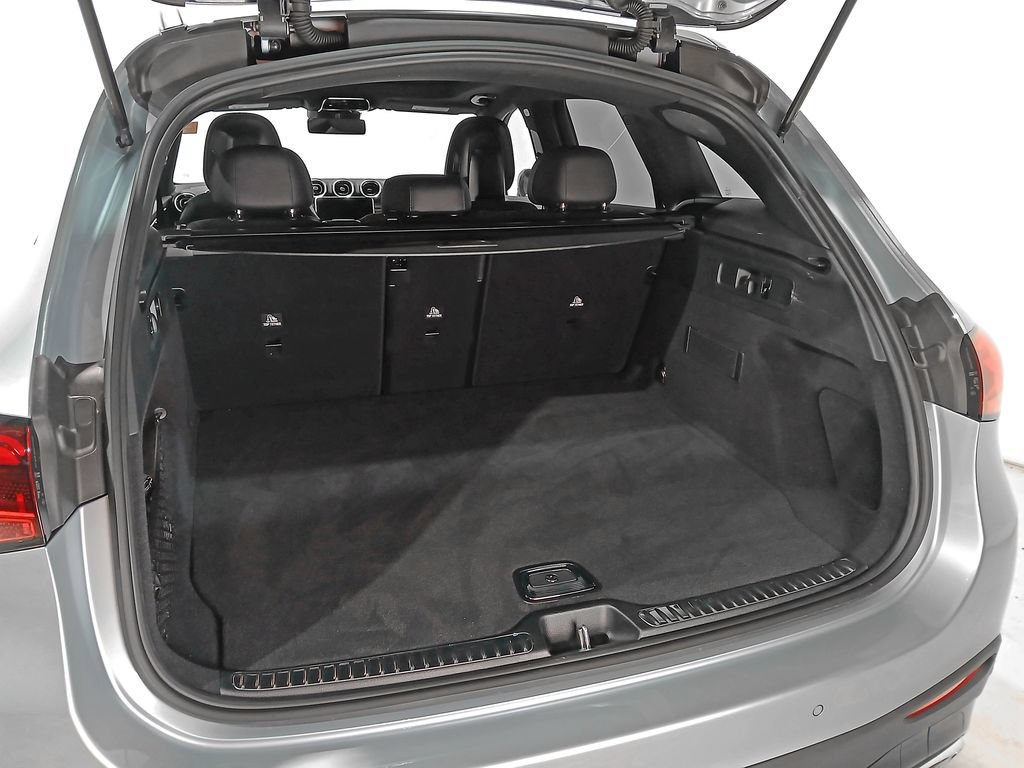 Used 2026 Mercedes-Benz GLC 300 4MATIC image 8
