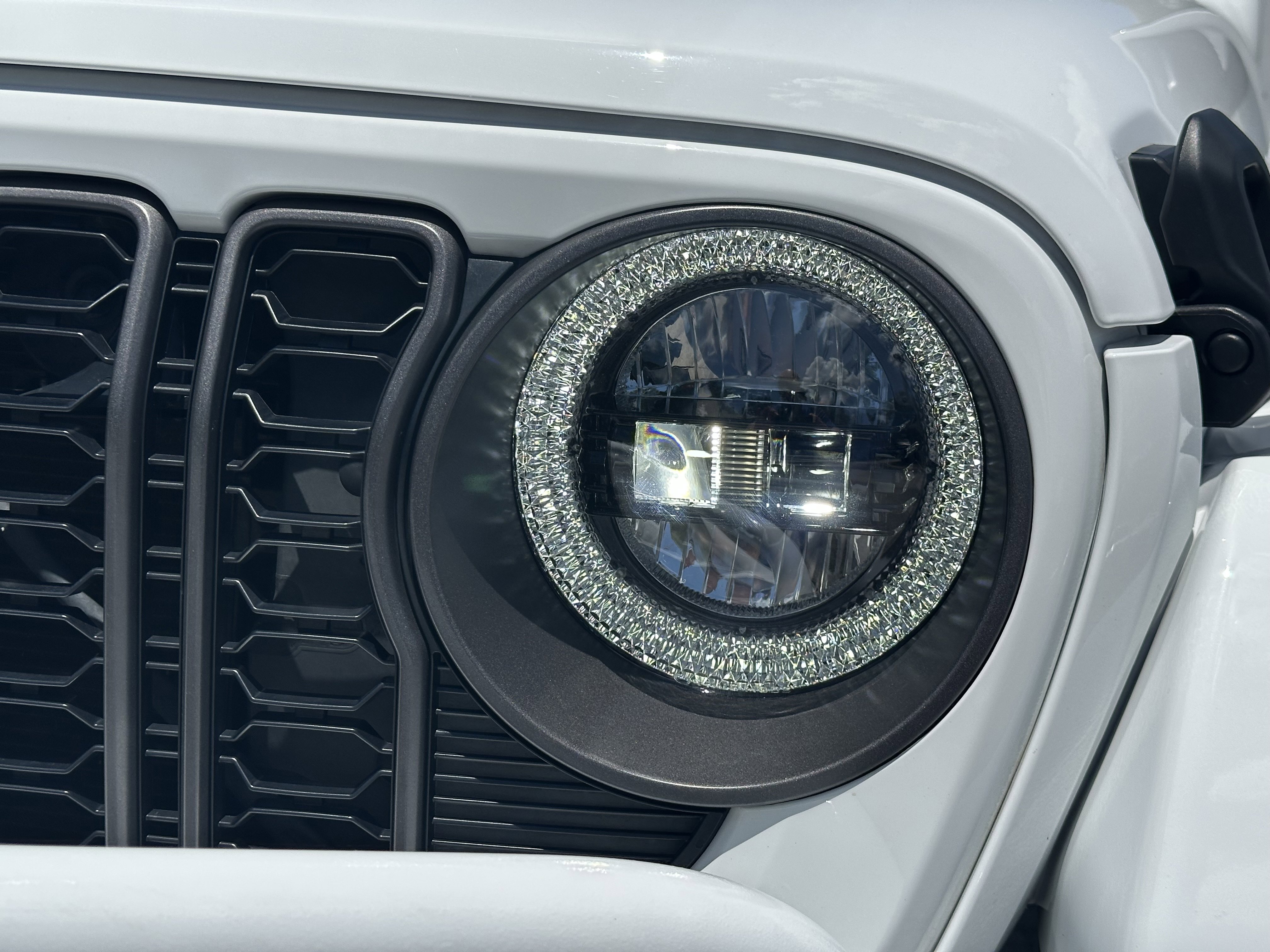 Used 2024 Jeep Wrangler Unlimited Sport image 13