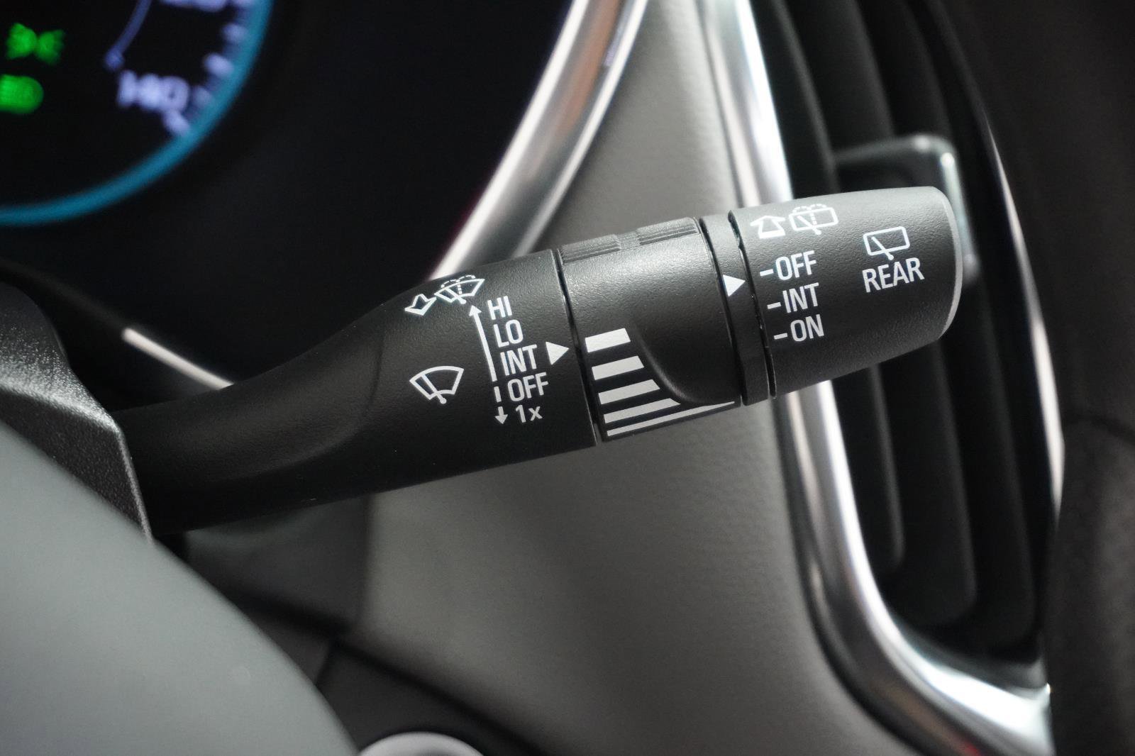 Used 2024 Chevrolet Equinox LS w/ Driver Confidence II Package image 22