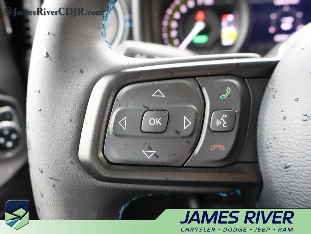 Used 2025 Jeep Wrangler Unlimited Rubicon 4xe w/ Safety Group AWD/4WD image 25