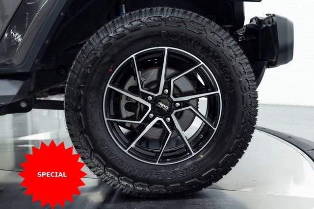 Used 2019 Jeep Wrangler Unlimited Sahara image 26