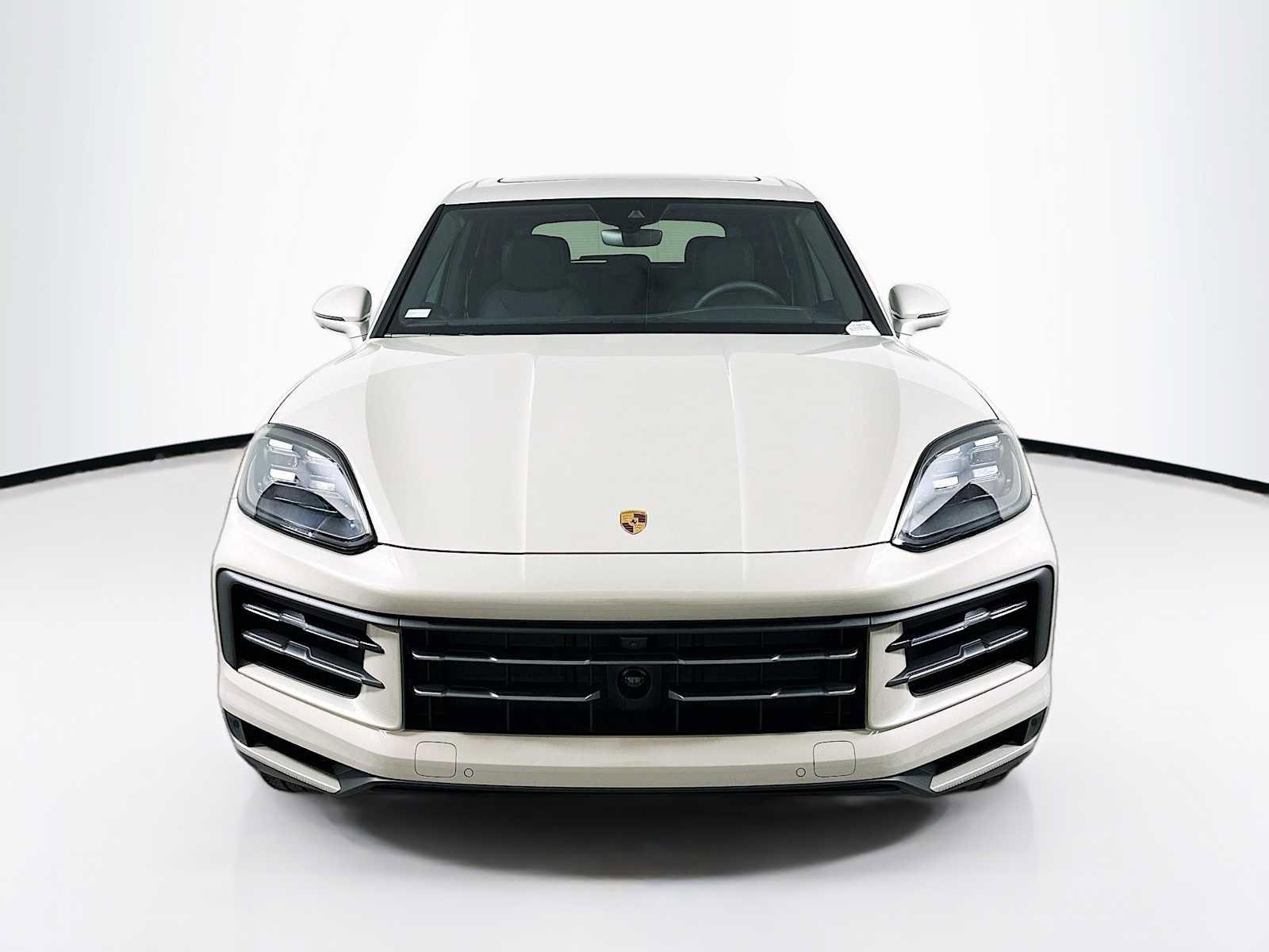 New 2025 Porsche Cayenne image 6