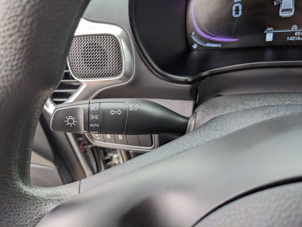 Certified 2025 Kia Soul LX image 31