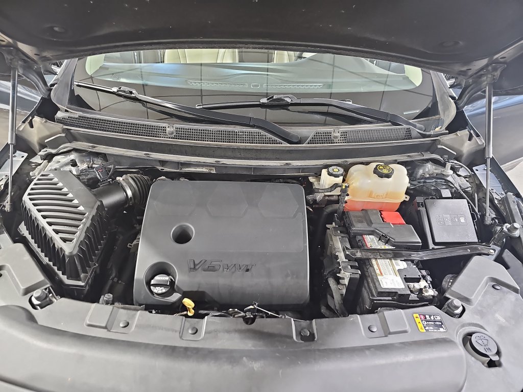 Used 2019 Buick Enclave Essence w/ Trailering Package, 5000 lbs. AWD/4WD image 37