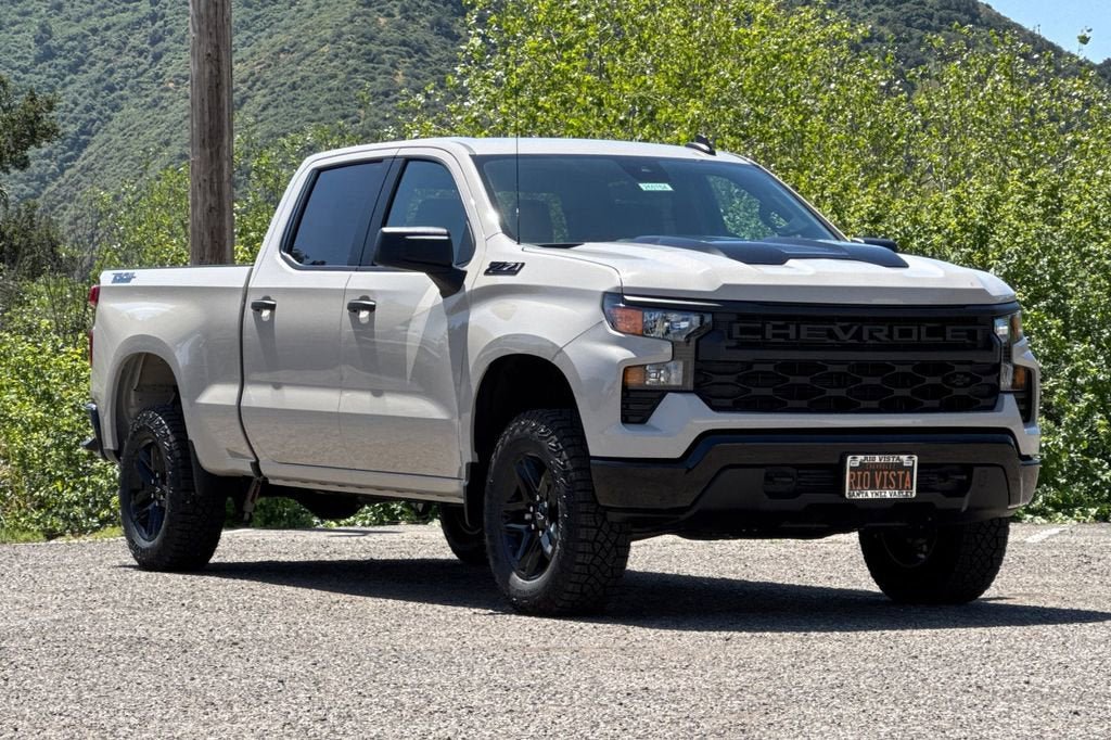 New 2026 Chevrolet Silverado 1500 Custom Trail Boss w/ Dark Appearance Package AWD/4WD image 2