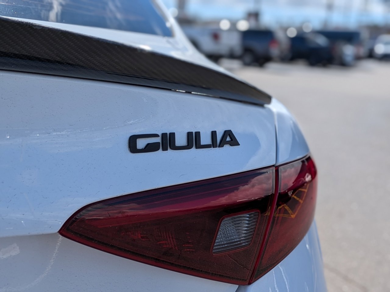 Used 2018 Alfa Romeo Giulia AWD image 12