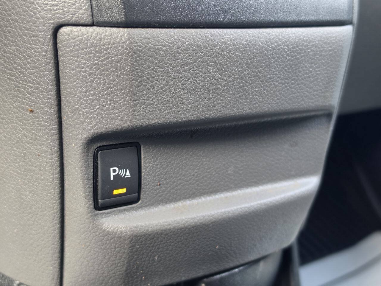 Used 2017 Nissan NV200 SV FWD image 38
