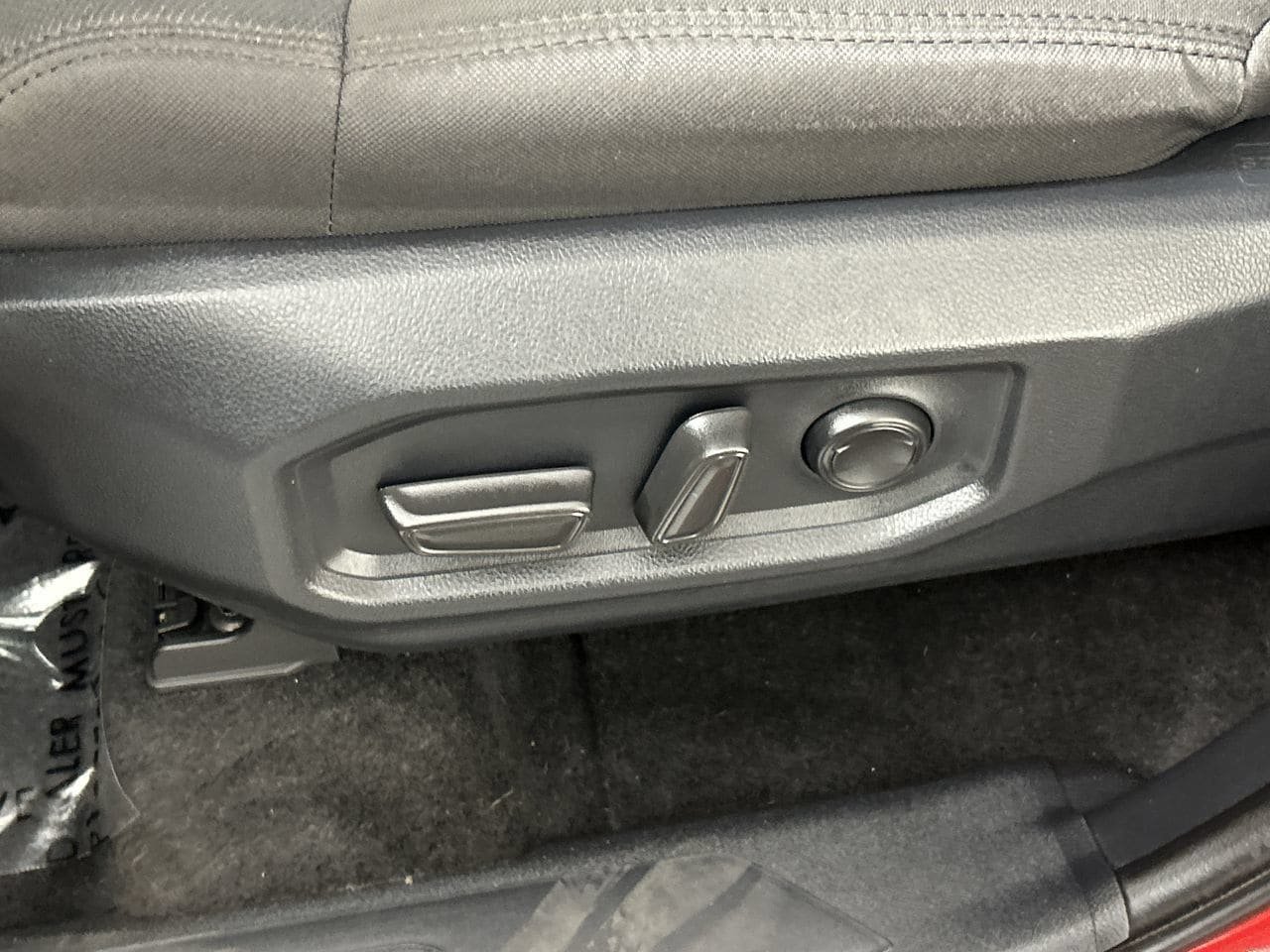 Used 2026 Toyota Tundra SR5 w/ SR5 Convenience Package AWD/4WD image 20