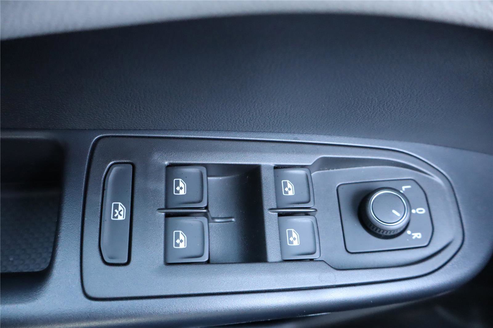 New 2026 Volkswagen Taos S FWD image 13