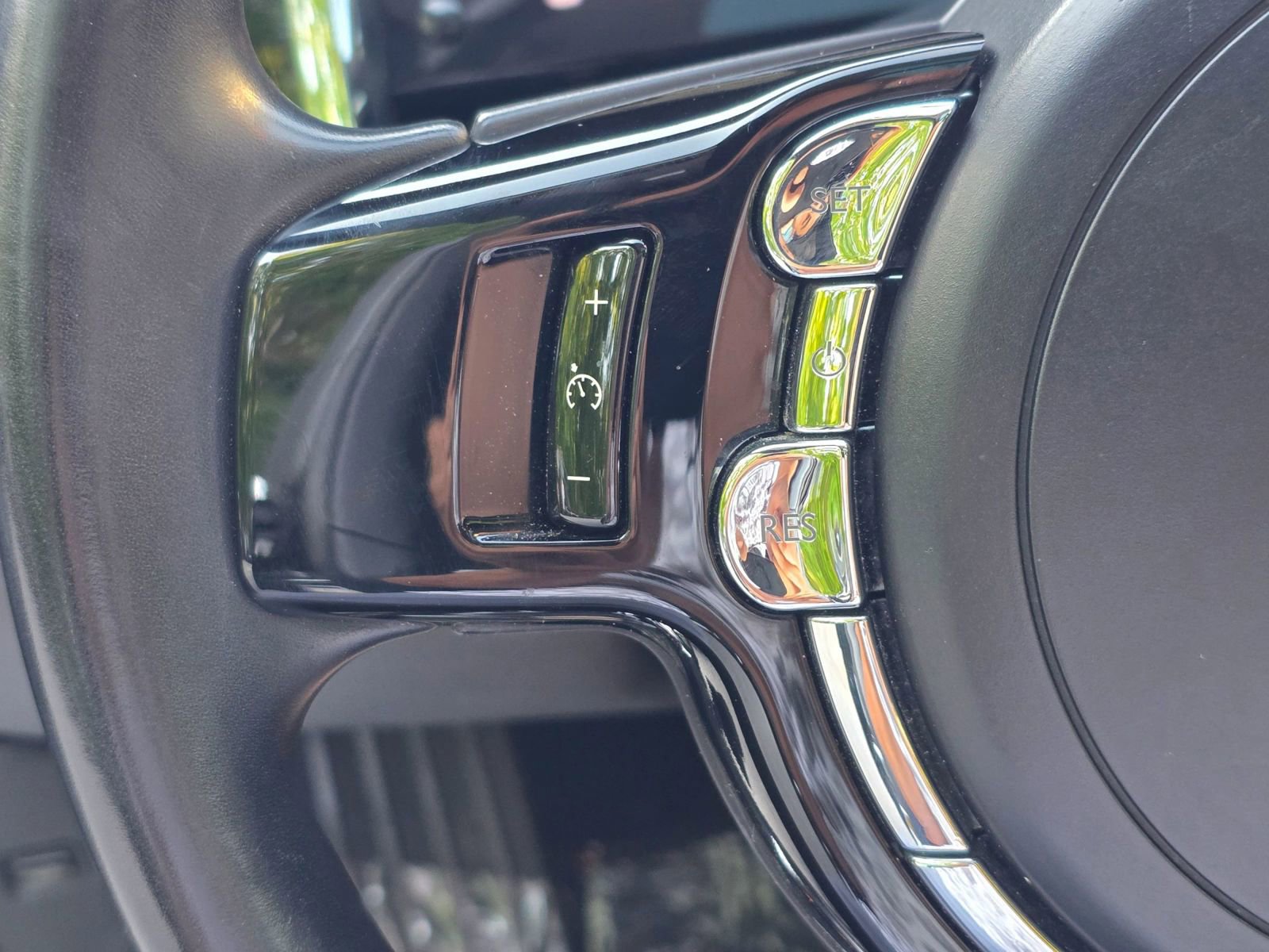 Used 2011 Rolls-Royce Ghost RWD image 21