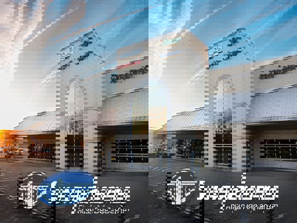 Used 2020 Ford Explorer ST w/ ST Street Pack image 9