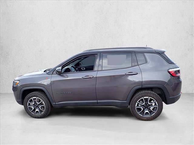 Used 2024 Jeep Compass Trailhawk w/ Sun and Sound Group AWD/4WD video 2