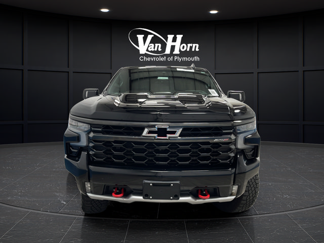 Used 2023 Chevrolet Silverado 1500 ZR2 w/ Technology Package AWD/4WD image 2