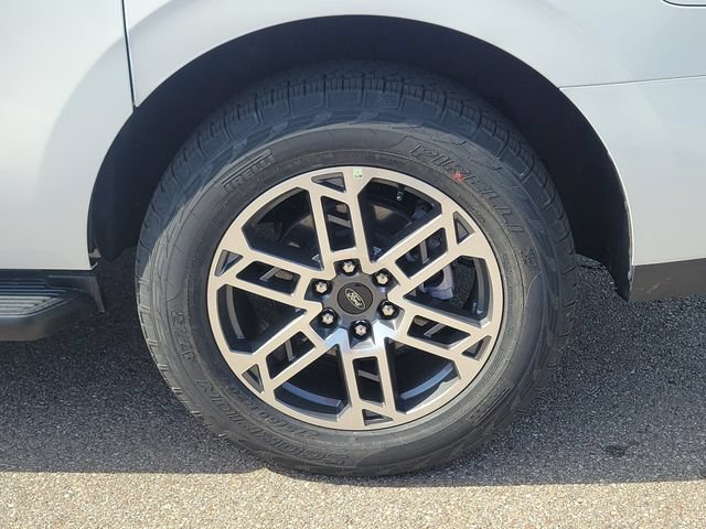 New 2026 Ford Expedition Max Active AWD/4WD image 5