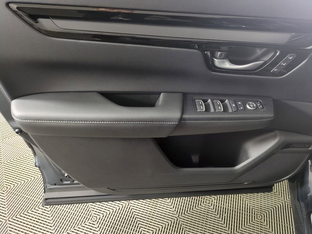 Used 2023 Honda CR-V EX-L image 10