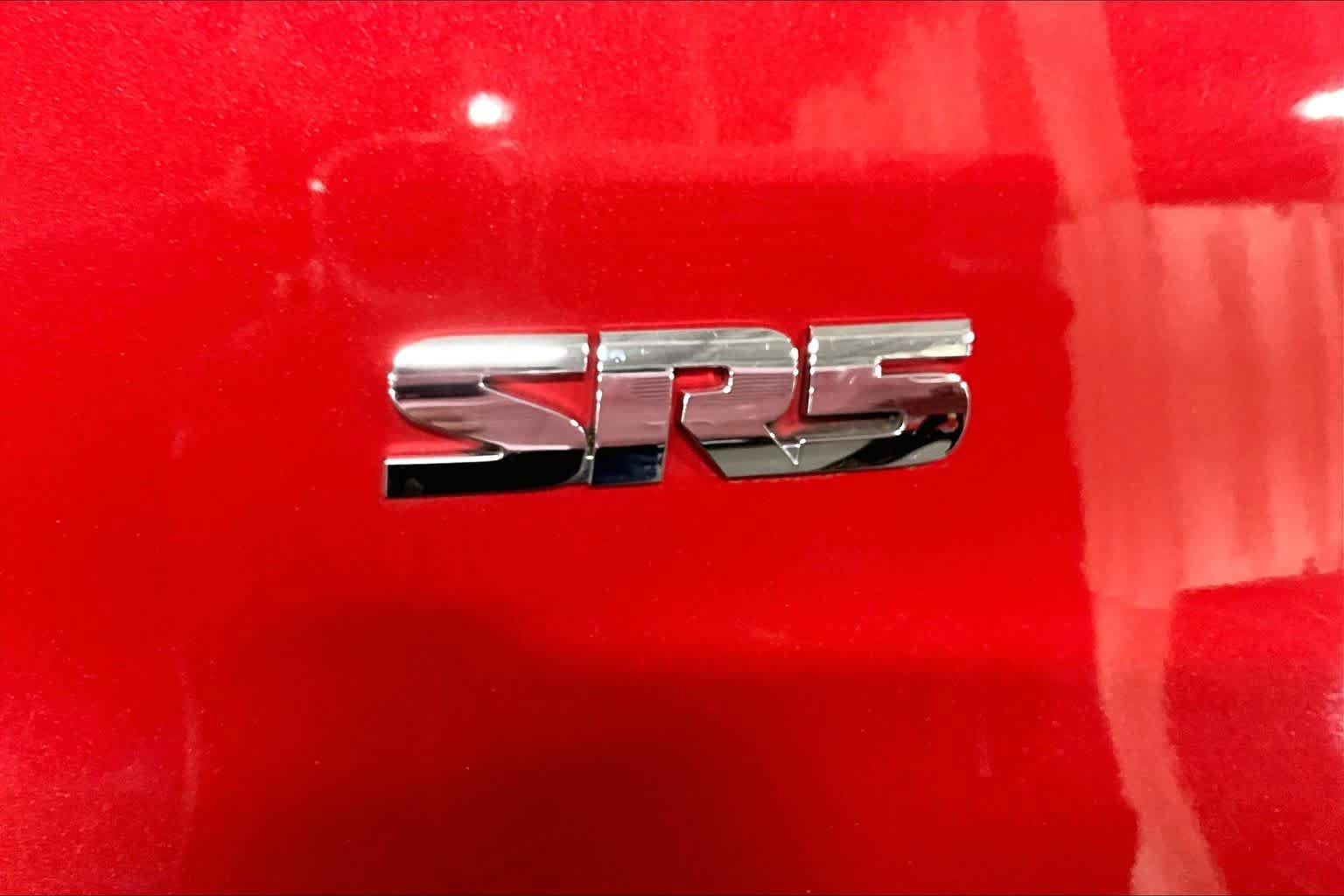 Used 2017 Toyota 4Runner SR5 Premium AWD/4WD image 10