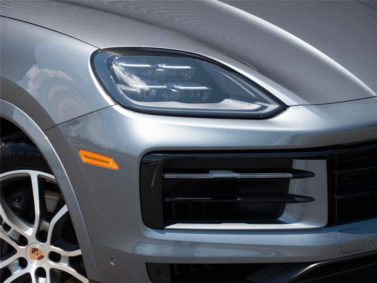 Certified 2026 Porsche Cayenne Coupe AWD/4WD image 38