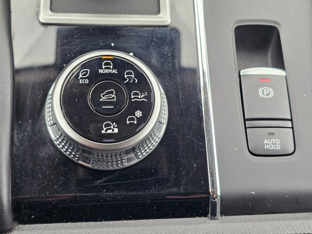 Used 2024 Mitsubishi Outlander SE AWD/4WD image 39