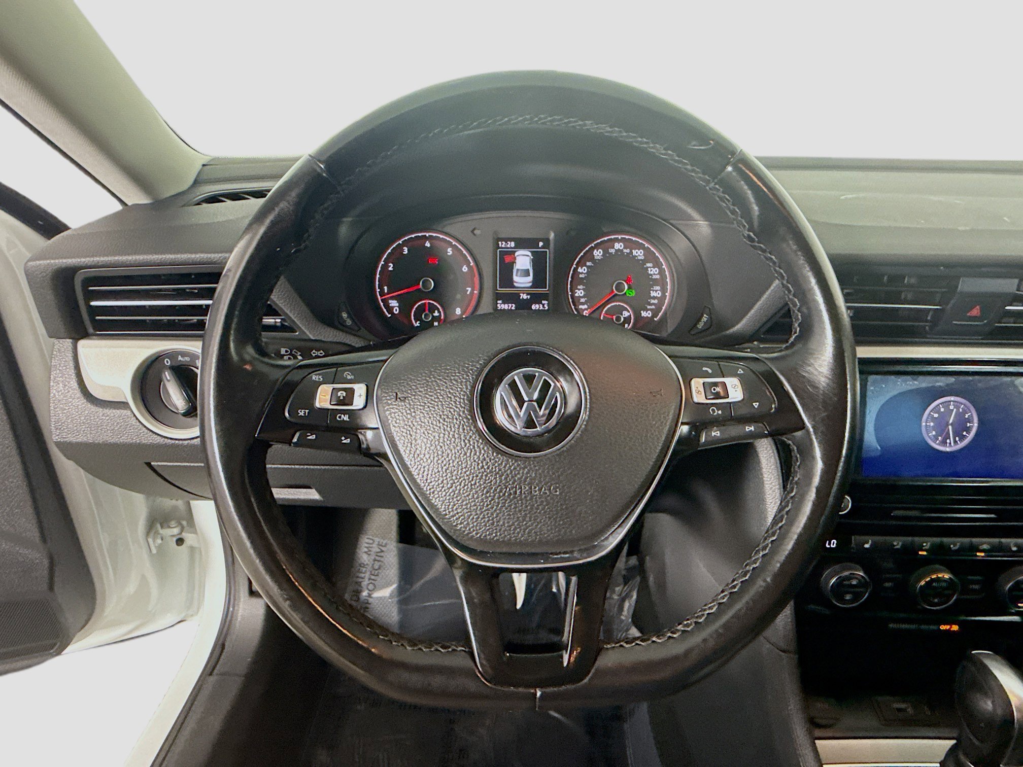 Used 2020 Volkswagen Passat 2.0T SE image 13