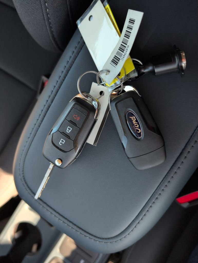 New 2026 Ford Maverick XL image 34