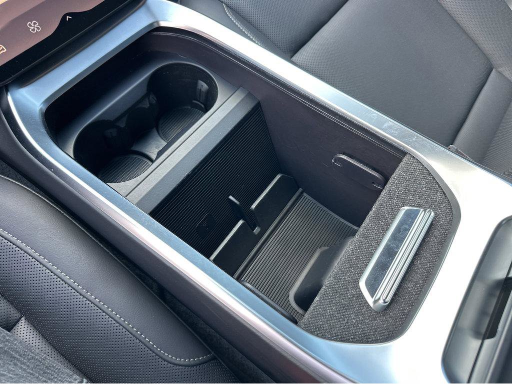 Used 2024 Lucid Air Pure image 27