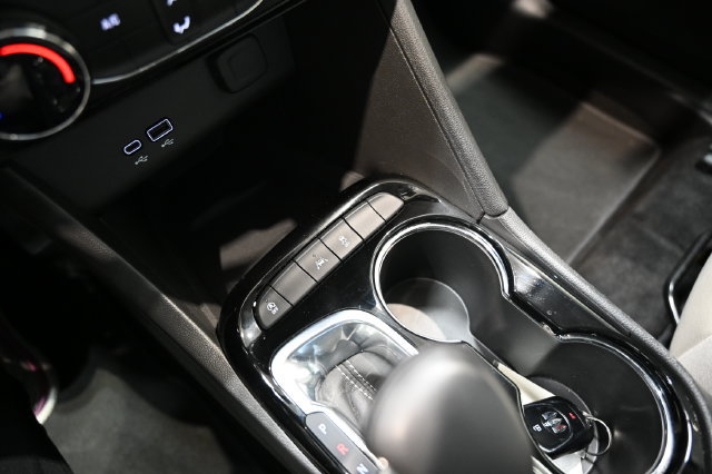 Used 2024 Buick Encore GX Sport Touring FWD image 18