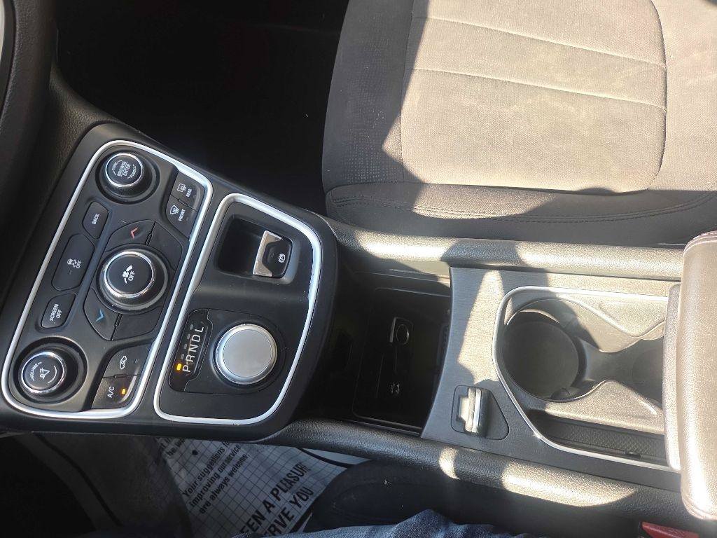 Used 2015 Chrysler 200 Limited w/ Convenience Group FWD image 13