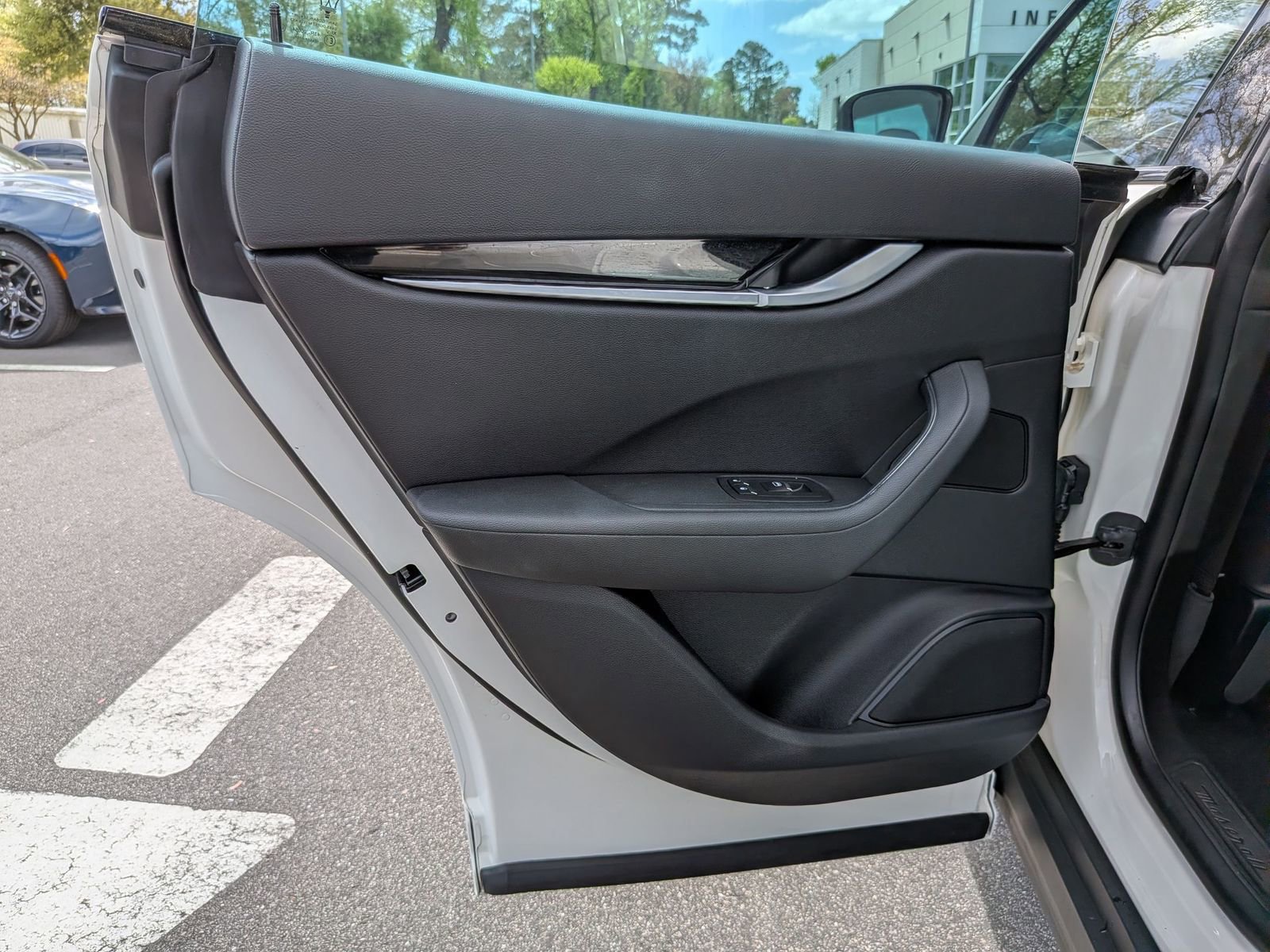 Used 2022 Maserati Levante GT image 28