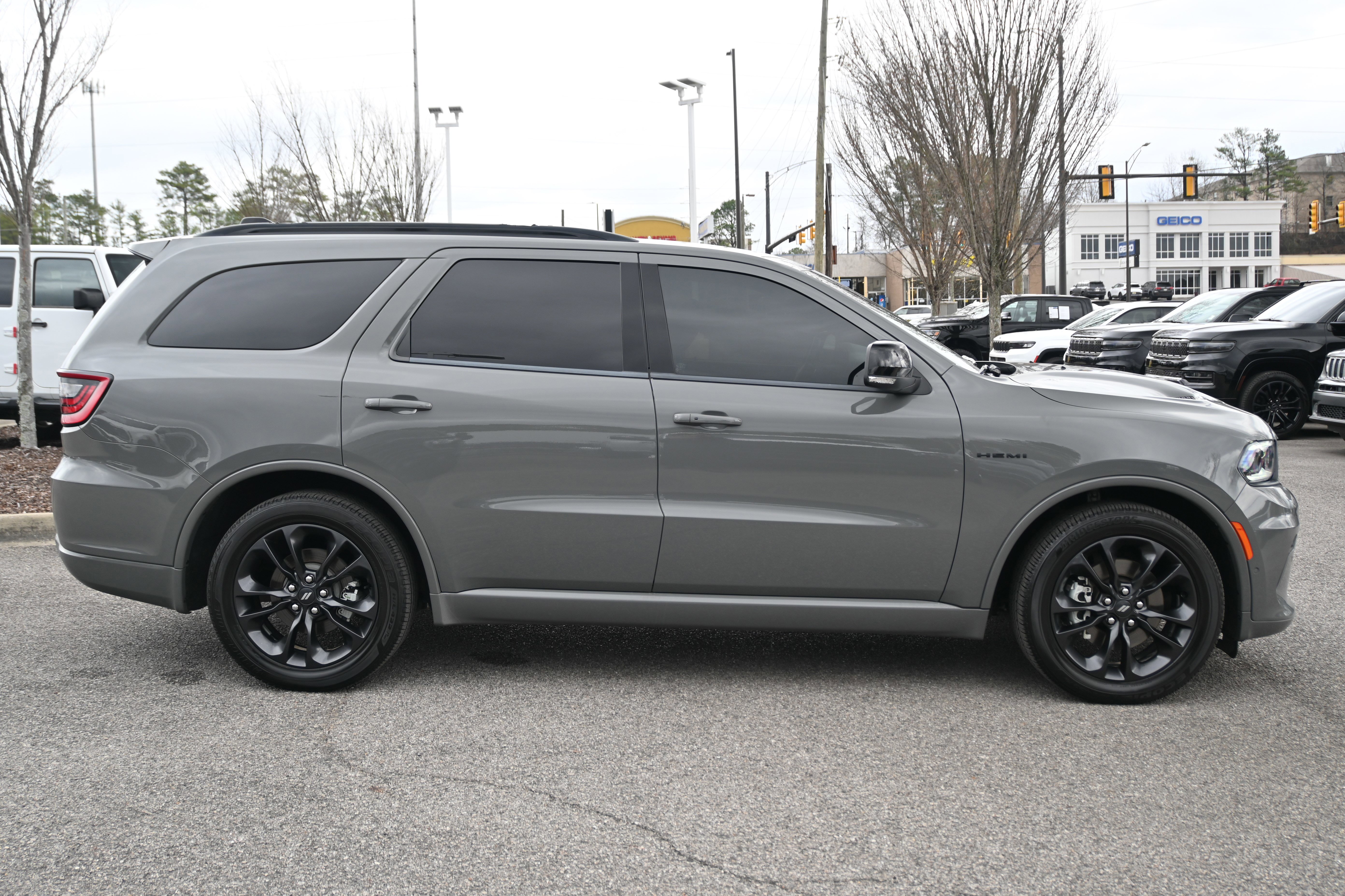 Used 2024 Dodge Durango R/T AWD/4WD image 11