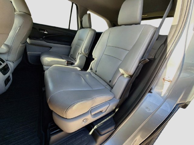 Used 2019 Honda Pilot Touring image 22