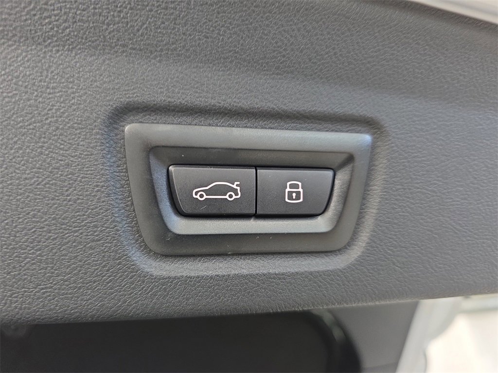 Certified 2023 BMW i4 eDrive35 image 26