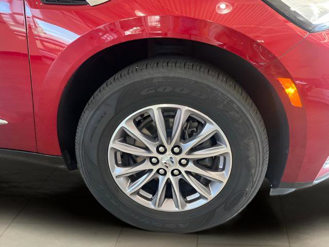 Used 2024 Buick Enclave Premium AWD/4WD image 27