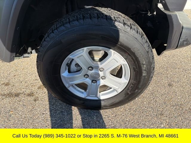 Used 2022 Jeep Wrangler Sport image 4