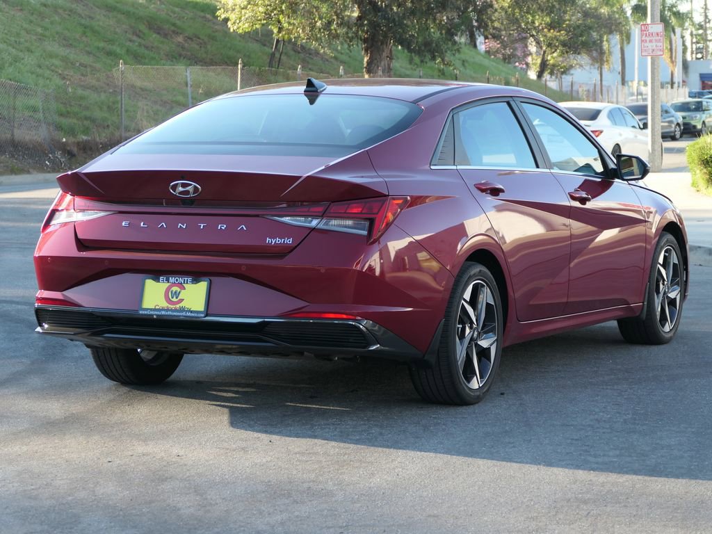 Certified 2023 Hyundai Elantra Limited image 2