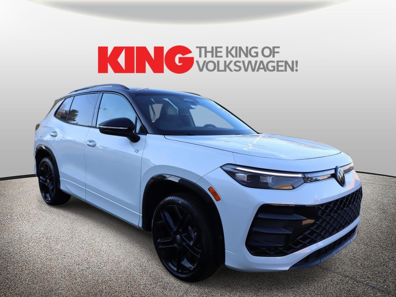 New 2026 Volkswagen Tiguan SE R-Line