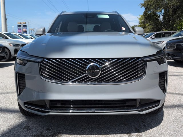New 2026 Volvo XC90 B6 Plus w/ Protection Package Premier image 3