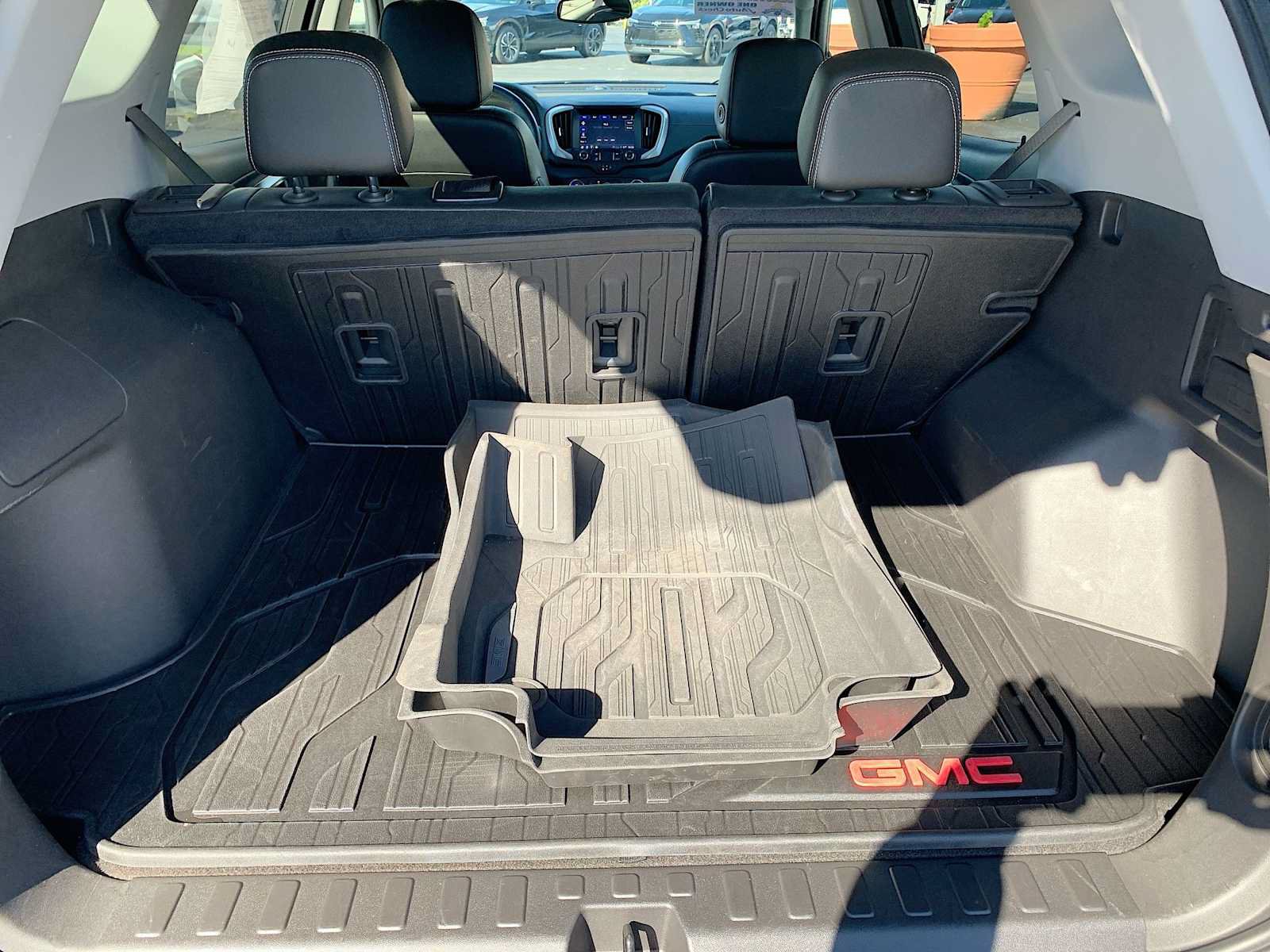 Certified 2023 GMC Terrain SLT w/ Elevation Edition AWD/4WD image 24