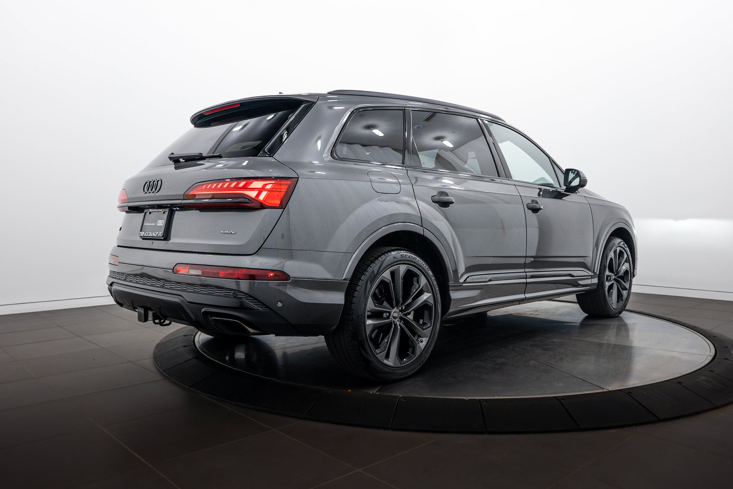 Certified 2025 Audi Q7 3.0T Premium Plus w/ Premium Plus Package AWD/4WD image 4