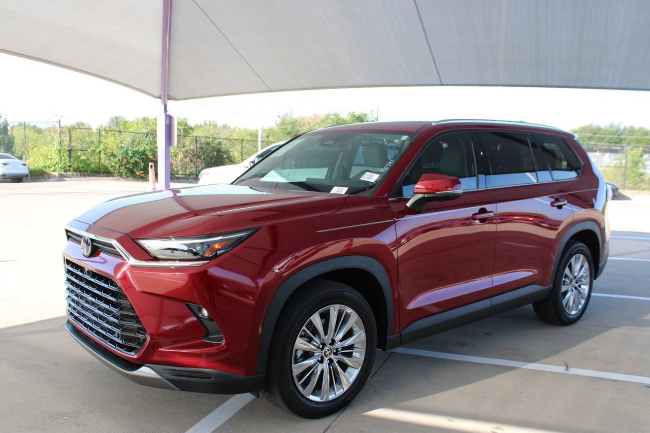 Used 2024 Toyota Grand Highlander AWD