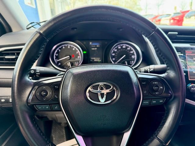 Used 2018 Toyota Camry SE w/ Audio Package FWD image 24