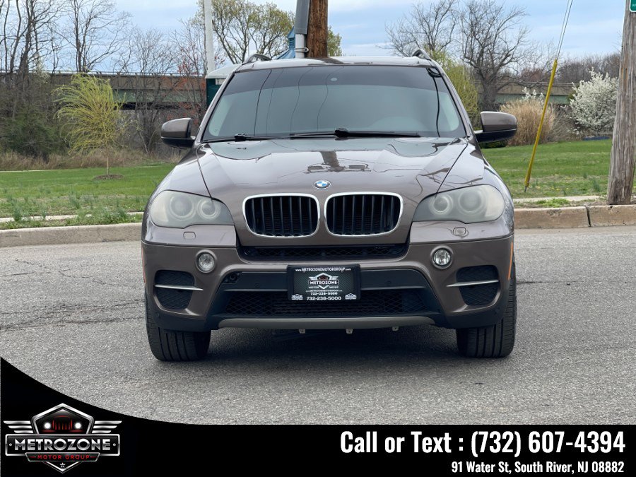 Used 2011 BMW X5 xDrive35i w/ Technology Pkg AWD/4WD image 3