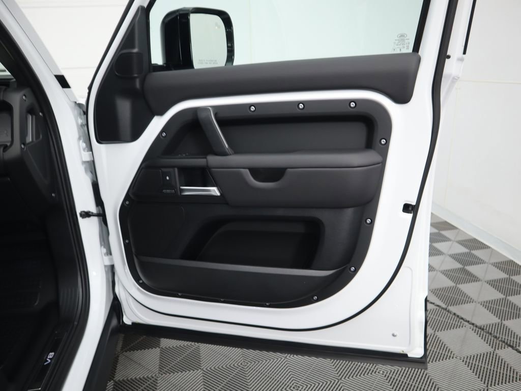 New 2026 Land Rover Defender 110 V8 image 26