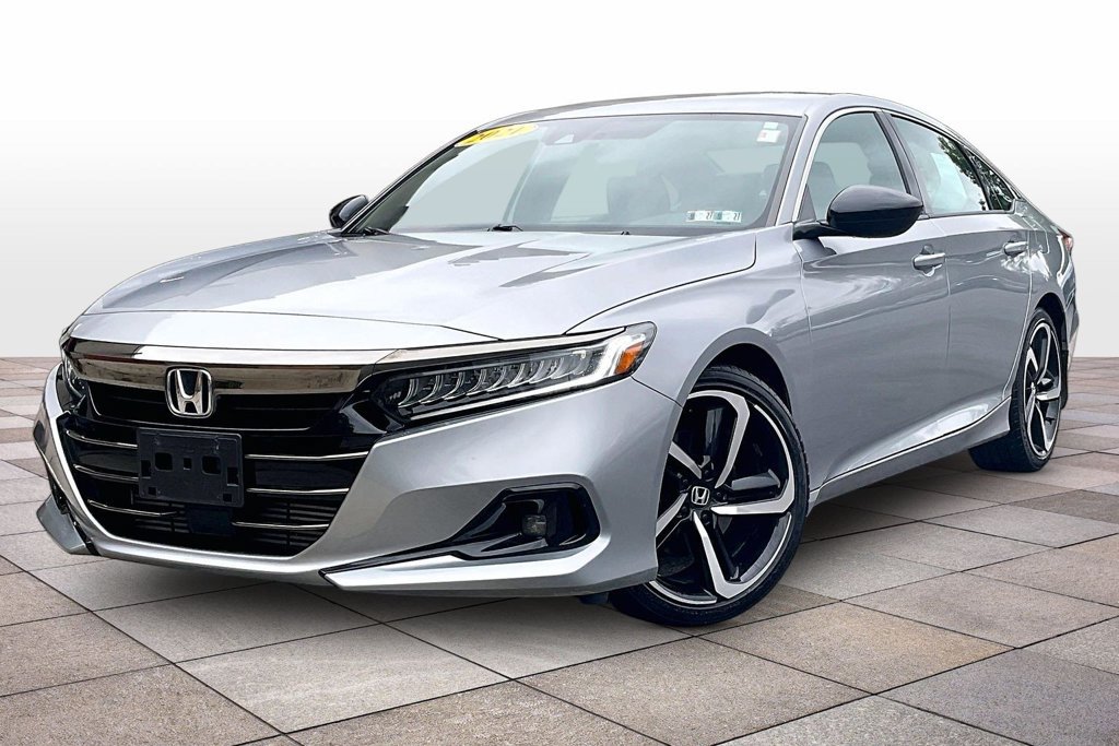 Used 2021 Honda Accord Sport image 2