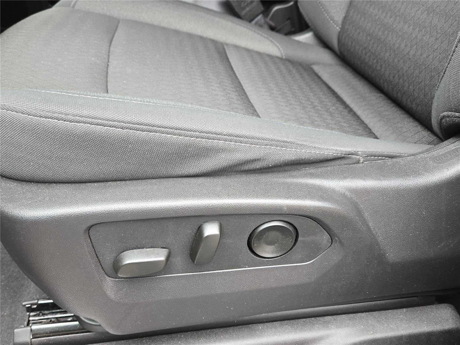 Used 2024 GMC Sierra 1500 Elevation AWD/4WD image 15