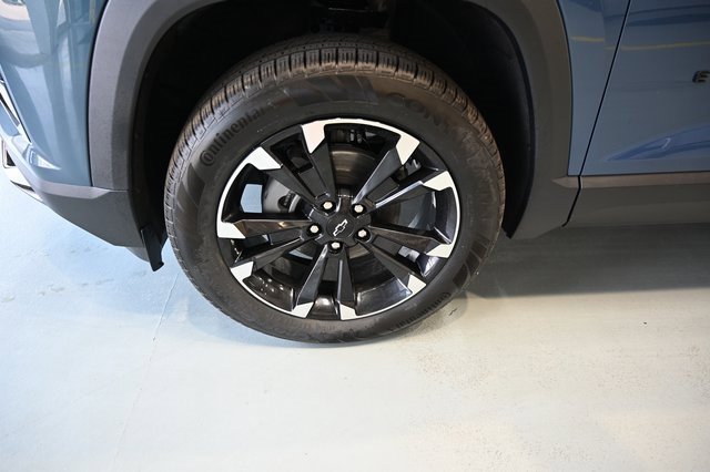 New 2026 Chevrolet Equinox RS w/ LPO, Floor Liner Package image 25