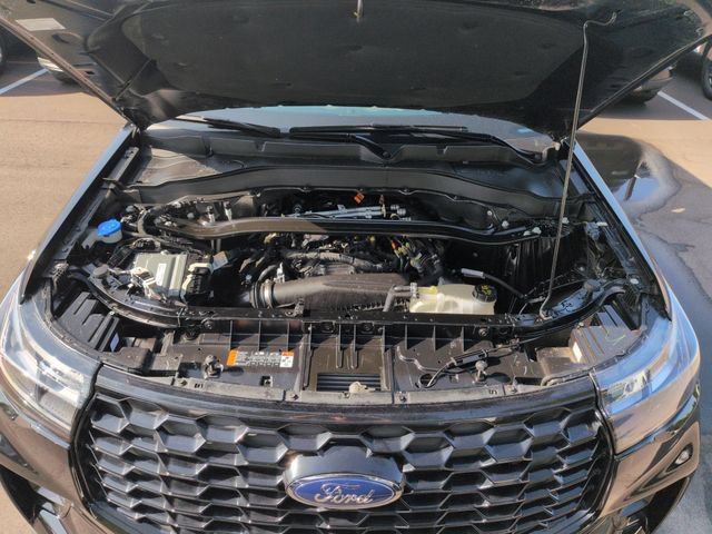 Certified 2025 Ford Explorer ST-Line AWD/4WD image 51